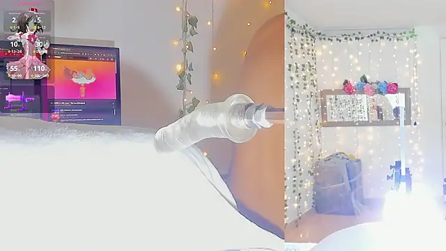 Ashley  Jones   online show from January 16, 2026, 9:13 am