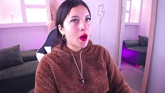 Scarlett as online show from October 16, 2025, 1:45 pm
