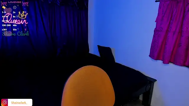 Shairaclark  online show from March 28, 2026, 2:00 am