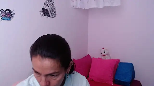 camilavargas  online show from March 31, 2026, 3:34 pm