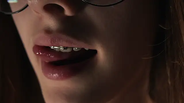 Snapshot of blissence chatting on September 18, 2025, 3:47 pm blissence online show from September 18, 2025, 3:47 pm