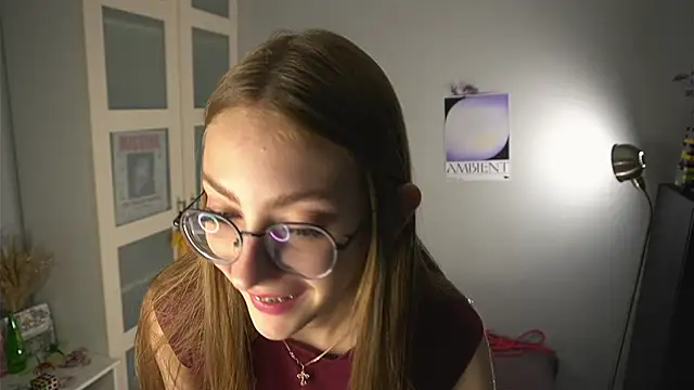 Snapshot of blissence chatting on October 10, 2025, 3:11 pm blissence online show from October 10, 2025, 3:11 pm