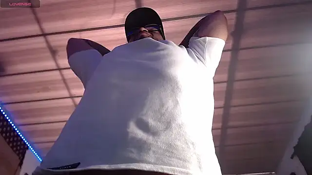 Chrys harris77 online show from December 2, 2025, 6:14 pm