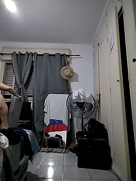 Lunita86 online show from October 23, 2025, 2:00 am