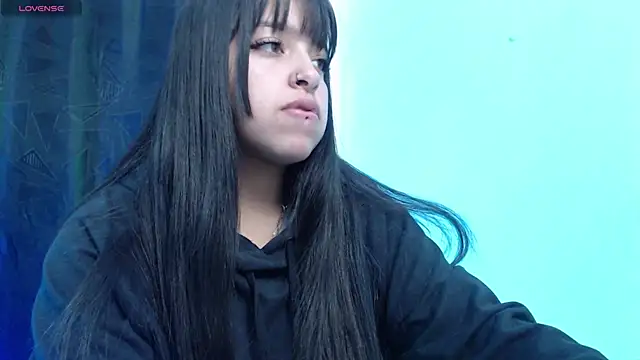 queen salomme online show from October 9, 2025, 12:03 pm