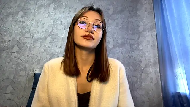 SetsukoBuddemeyer online show from October 12, 2025, 1:48 am