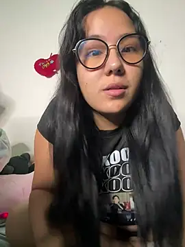 sacha torres02 online show from May 28, 2026, 4:21 am