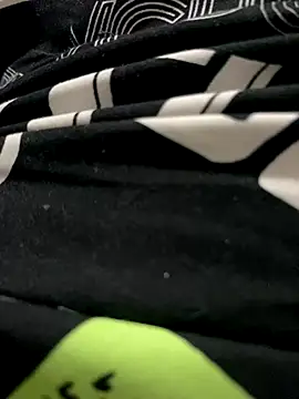 Skinny3-0 online show from October 23, 2025, 9:57 pm