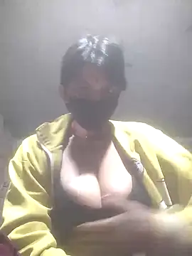 Hott cutgirl online show from November 10, 2025, 6:51 pm