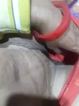 Hott cutgirl online show from November 11, 2025, 11:49 pm