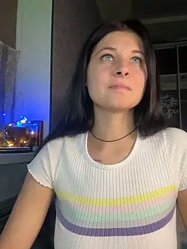 cutie modest  online show from October 22, 2025, 7:57 pm