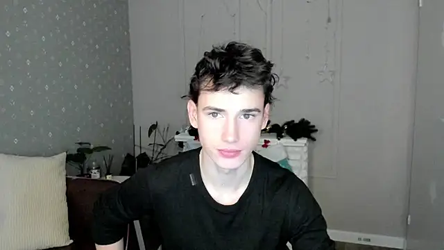 Snapshot of Max_Foks chatting on January 7, 2026, 7:55 am Max Foks online show from January 7, 2026, 7:55 am