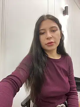 Snapshot of Valerie_Ohara chatting on October 5, 2025, 4:11 am Valerie Ohara online show from October 5, 2025, 4:11 am