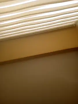 ValeriaLove43211 online show from March 22, 2026, 12:19 pm