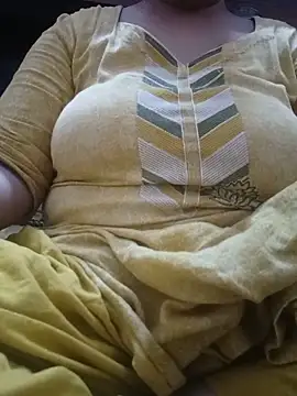 Snapshot of Jeya_thakur chatting on June 15, 2026, 6:37 am Jeya thakur online show from June 15, 2026, 6:37 am