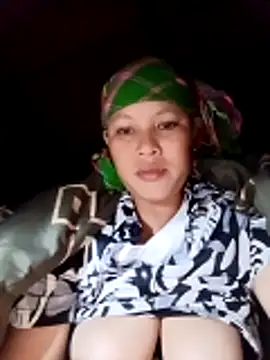 callistra online show from November 27, 2025, 1:46 pm