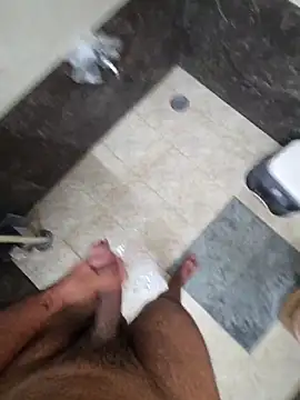 thick hard dick online show from April 9, 2026, 4:45 am