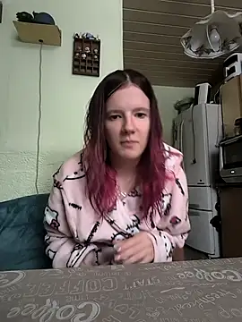 Hot SkinnyGirl online show from February 16, 2026, 3:19 pm