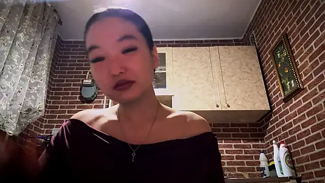 Snapshot of EmmaLeexth chatting on December 15, 2025, 1:59 pm EmmaLeexth online show from December 15, 2025, 1:59 pm