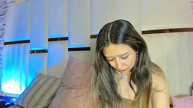 Snapshot of ANLLELOAndANGELA chatting on April 11, 2026, 5:17 pm ANLLELOAndANGELA online show from April 11, 2026, 5:17 pm