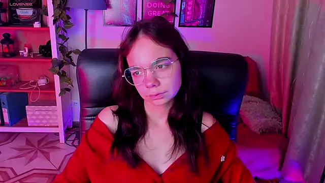 Snapshot of Elise_Noir chatting on October 12, 2025, 3:33 pm Elise Noir online show from October 12, 2025, 3:33 pm
