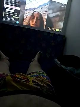 Snapshot of thefollador69 chatting on October 29, 2025, 6:42 pm thefollador69 online show from October 29, 2025, 6:42 pm