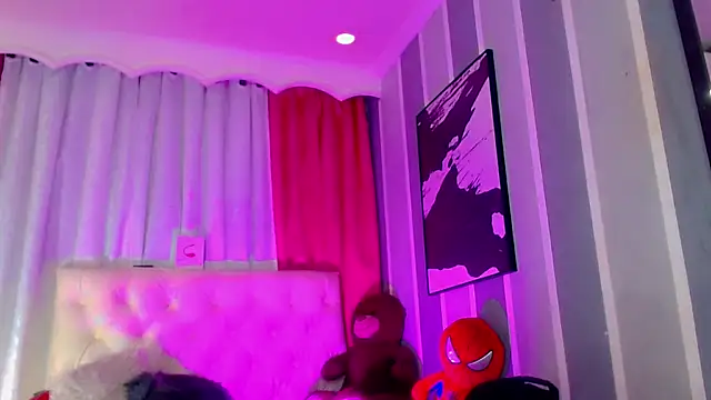 Julia Bulette1 online show from April 11, 2026, 1:21 am