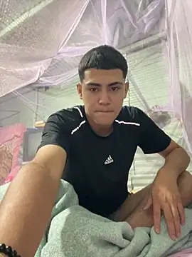 Snapshot of cabostudio chatting on September 19, 2025, 7:43 am cabostudio online show from September 19, 2025, 7:43 am