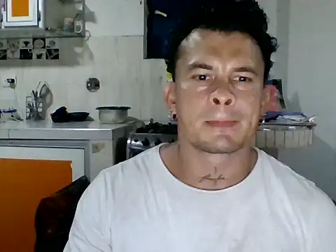 Snapshot of XavierFox1 chatting on September 30, 2025, 2:16 am XavierFox1 online show from September 30, 2025, 2:16 am