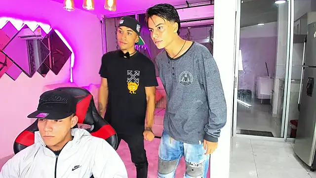 Houseofwarrios online show from November 22, 2025, 5:28 am