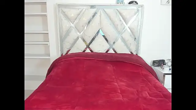 DemianSalvatore online show from October 9, 2025, 5:00 pm