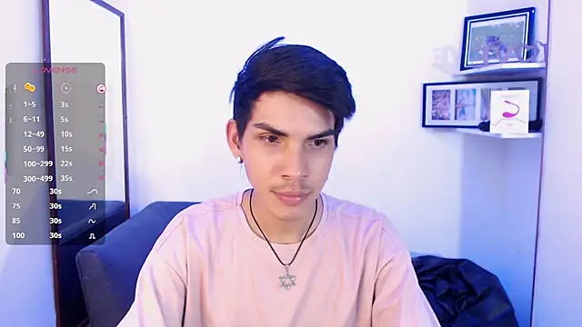 David 925  online show from November 30, 2025, 4:55 pm