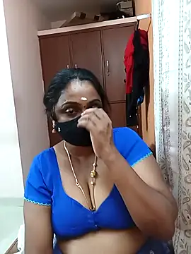 queendivya online show from April 15, 2026, 1:18 pm