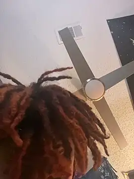 Snapshot of Zayinc chatting on November 3, 2025, 6:25 am Zayinc online show from November 3, 2025, 6:25 am