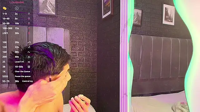 Erick Velveth online show from December 19, 2025, 6:09 am