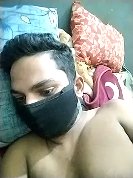 Snapshot of VickyMonster5 chatting on October 5, 2025, 7:34 pm VickyMonster5 online show from October 5, 2025, 7:34 pm