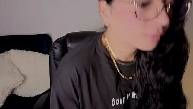 amyross s1 online show from November 16, 2025, 8:53 am