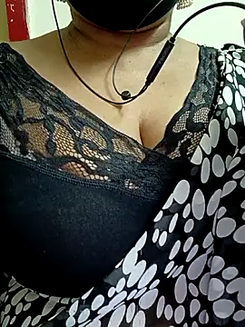 Maithili18 online show from October 9, 2025, 8:18 pm