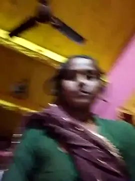 Hot reshmaji online show from April 5, 2026, 3:09 pm