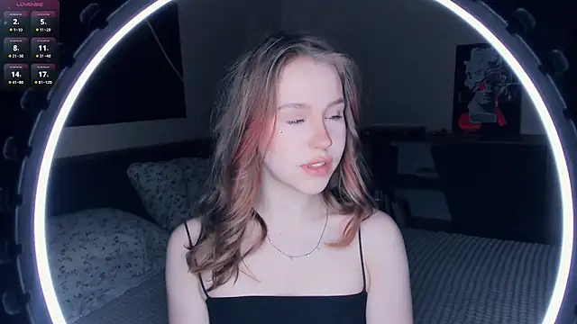 MaliaBourraine online show from February 9, 2026, 7:12 am