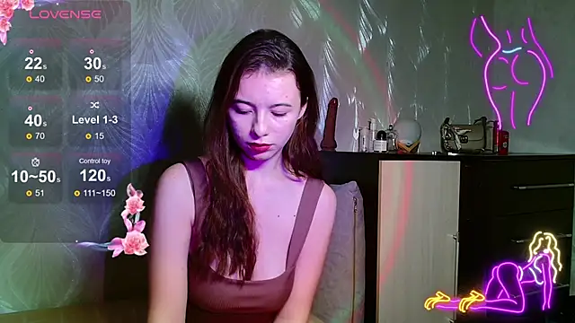 Snapshot of ViolettaMoll chatting on November 17, 2025, 7:08 pm ViolettaMoll online show from November 17, 2025, 7:08 pm