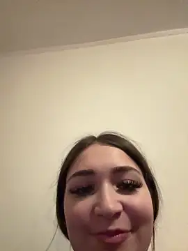 EllaClarke online show from February 25, 2026, 3:32 pm