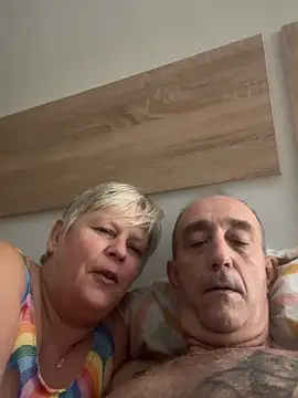 Snapshot of VyC7564 chatting on November 3, 2025, 12:02 am VyC7564 online show from November 3, 2025, 12:02 am