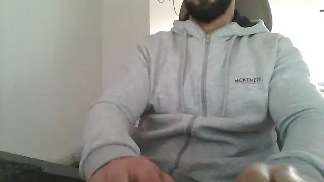 yourfantasy777 online show from March 12, 2026, 12:44 pm