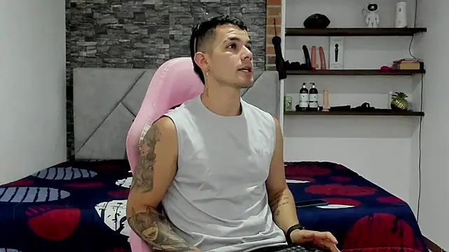 Snapshot of BooyHott_ chatting on February 28, 2026, 7:26 pm BooyHott online show from February 28, 2026, 7:26 pm