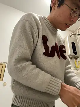 Snapshot of leeyoung_ chatting on February 28, 2026, 1:12 pm leeyoung online show from February 28, 2026, 1:12 pm