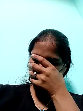 Snapshot of soni_megwal chatting on February 21, 2026, 9:54 am soni megwal online show from February 21, 2026, 9:54 am