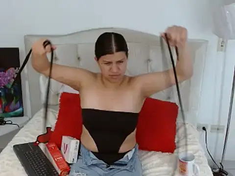 Snapshot of Arianaskyblue chatting on October 2, 2025, 12:06 am Arianaskyblue online show from October 2, 2025, 12:06 am