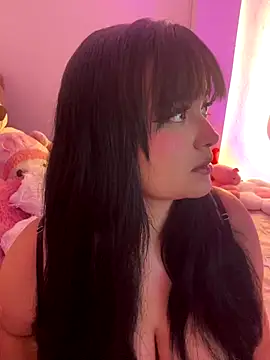 Mericute  online show from December 20, 2025, 2:29 am