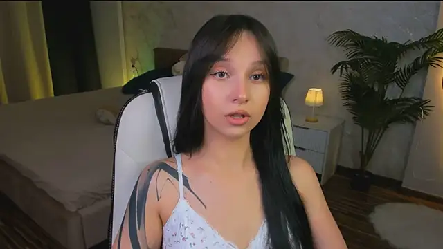 StarlitFairy online show from October 22, 2025, 5:19 am